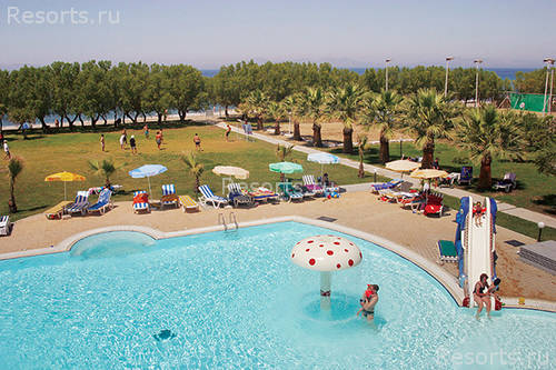 Alex Beach Hotel 13
